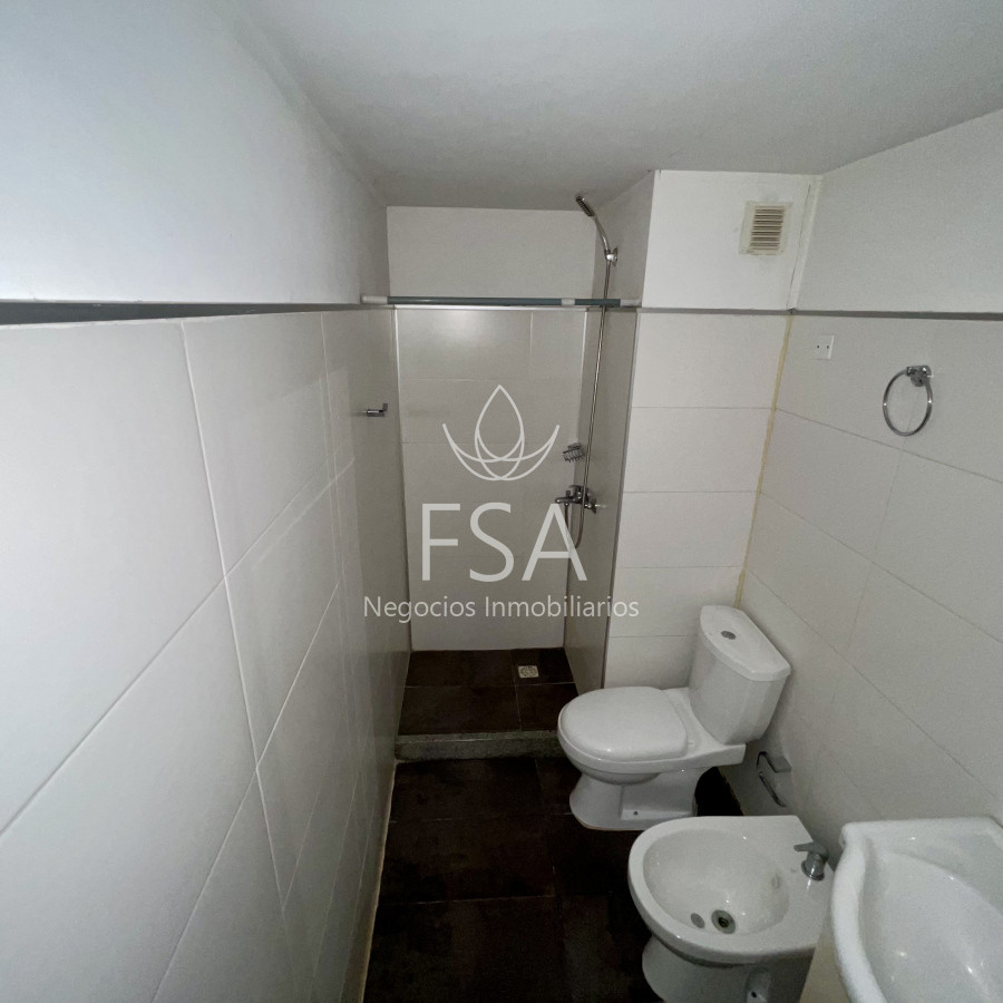 Apartamento ID.52 - Venta Apartamento 1 Dormitorio Balcón Centro Montevideo St