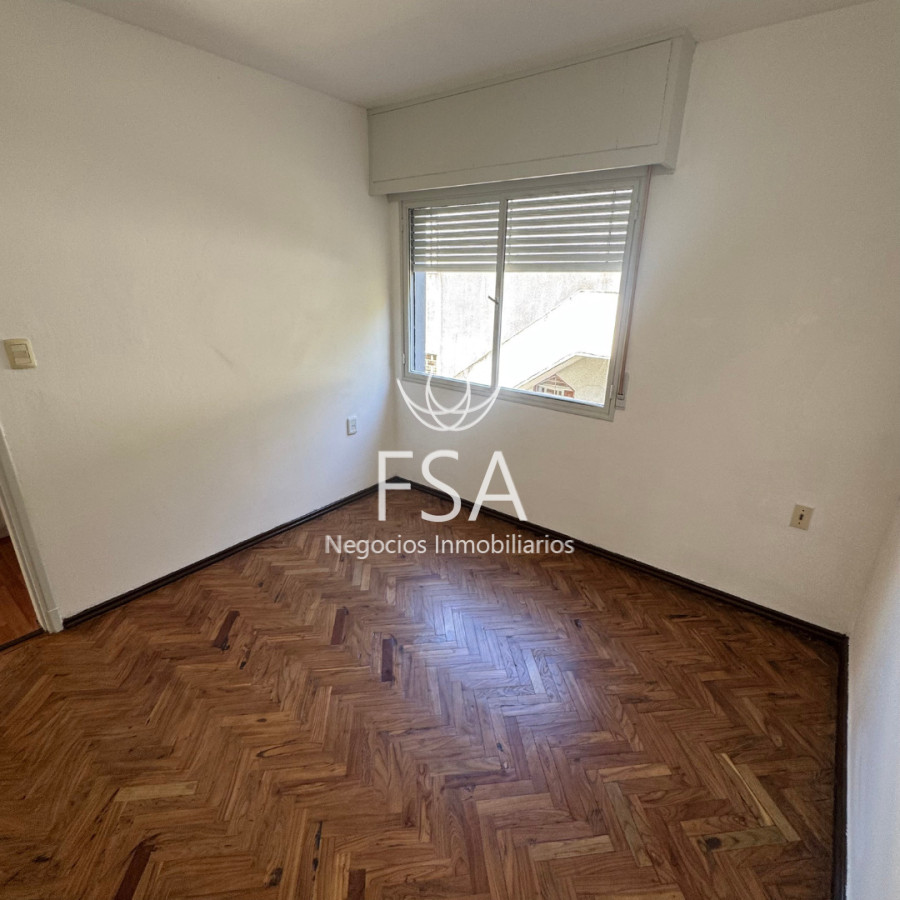 Apartamento ID.409 - Alquiler Apartamento 4 Dormitorios Malvin Sur Montevideo E