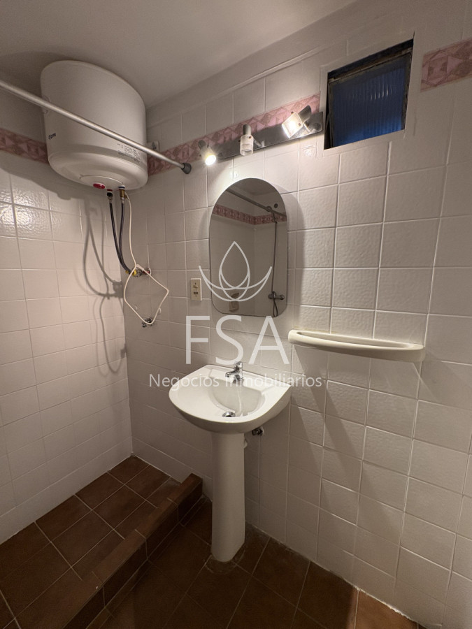 Apartamento ID.237 - Alquiler Apartamento Monambiente Cordón Montevideo Ev