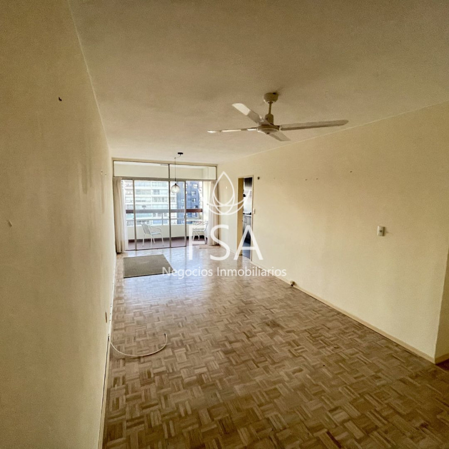 Apartamento ID.178 - Alquiler Apartamento 2 Dormitorios Balcon Al Frente Punta Carretas Montevideo St