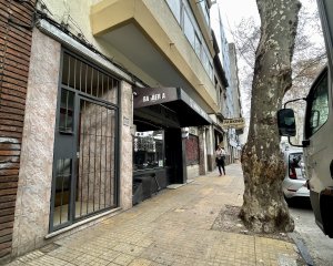 Venta Apartamento 2 Dormitorios Patio Cordón Montevideo St