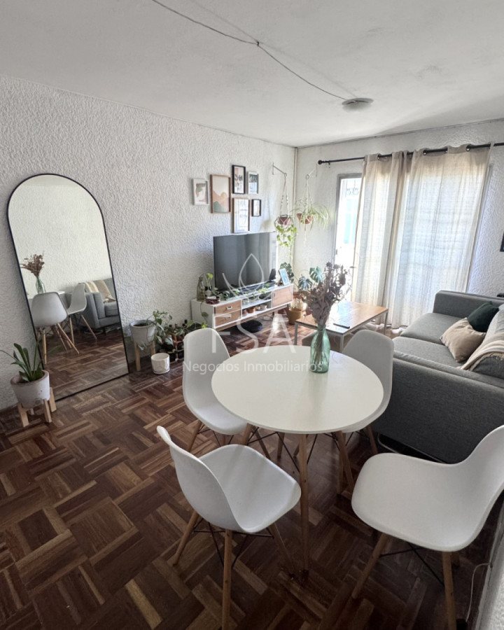 Venta Apartamento 2 Dormitorios Balcón Cordón Montevideo E