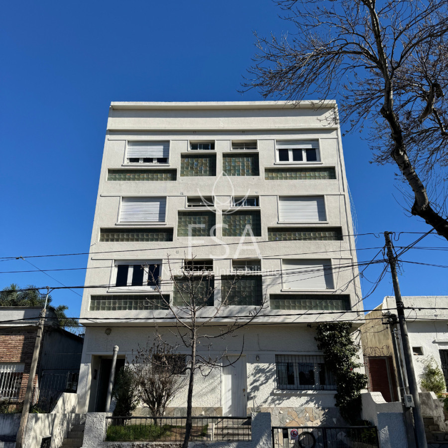 Venta Apartamento 1 Dormitorio Terraza Lavadero Buceo Montevideo G