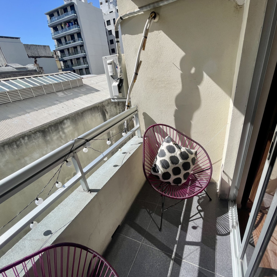 Venta Apartamento 1 Dormitorio Balcón Con Renta Centro Montevideo St