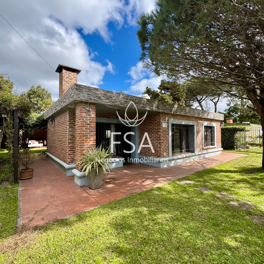 Casa ID.348 - Venta Casa + Apto 3 Dormitorios Barbacoa Piscina Villa Argentina Canelones G