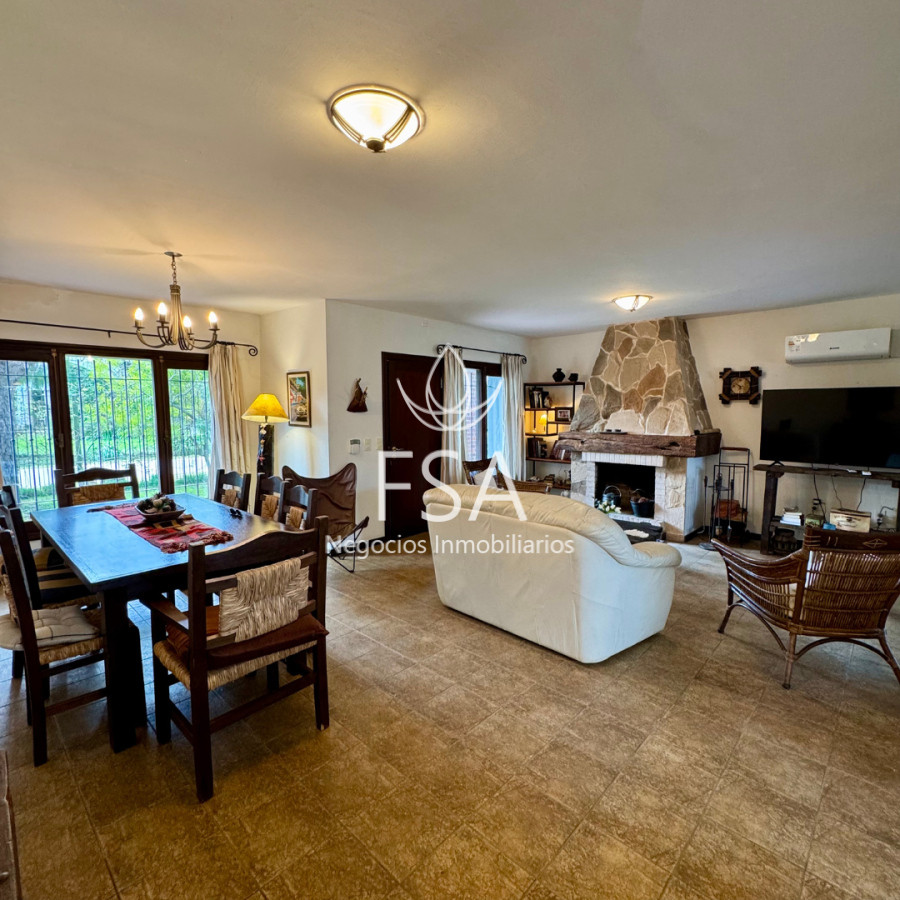 Casa ID.348 - Venta Casa + Apto 3 Dormitorios Barbacoa Piscina Villa Argentina Canelones G