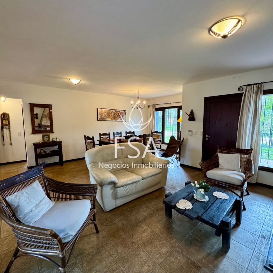 Casa ID.348 - Venta Casa + Apto 3 Dormitorios Barbacoa Piscina Villa Argentina Canelones G