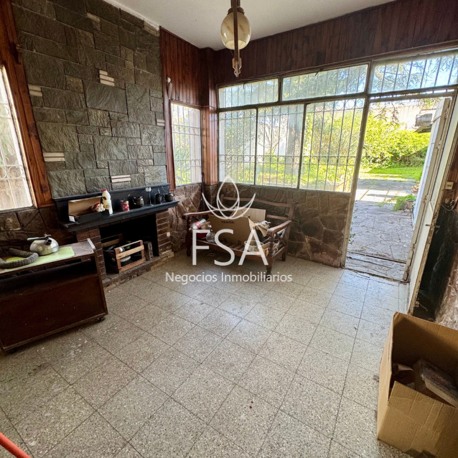 Casa ID.378 - Venta Casa 2 Dormitorios Garage Fondo Parrillero Brazo Oriental Montevideo G