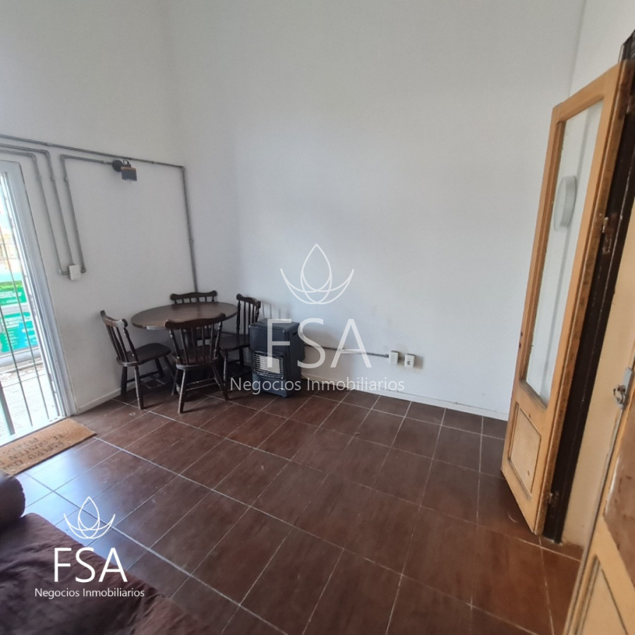 Casa ID.383 - Venta Casa 2 Dormitorios Padrón Único Cordon Monevideo G
