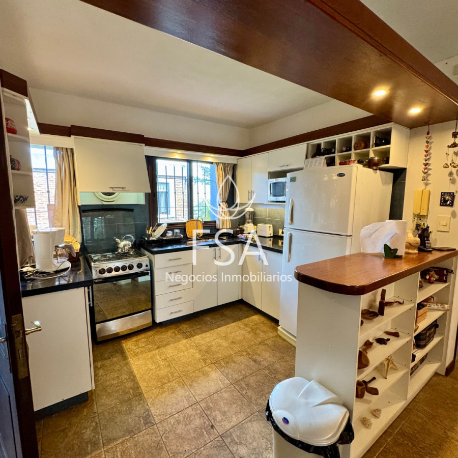 Casa ID.348 - Venta Casa + Apto 3 Dormitorios Barbacoa Piscina Villa Argentina Canelones G