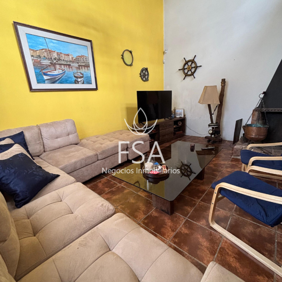 Casa ID.345 - Venta Casa 3 Dormitorios Piscina Climatizada Garaje Lagomar Norte Ciudad de la Costa Canelones F