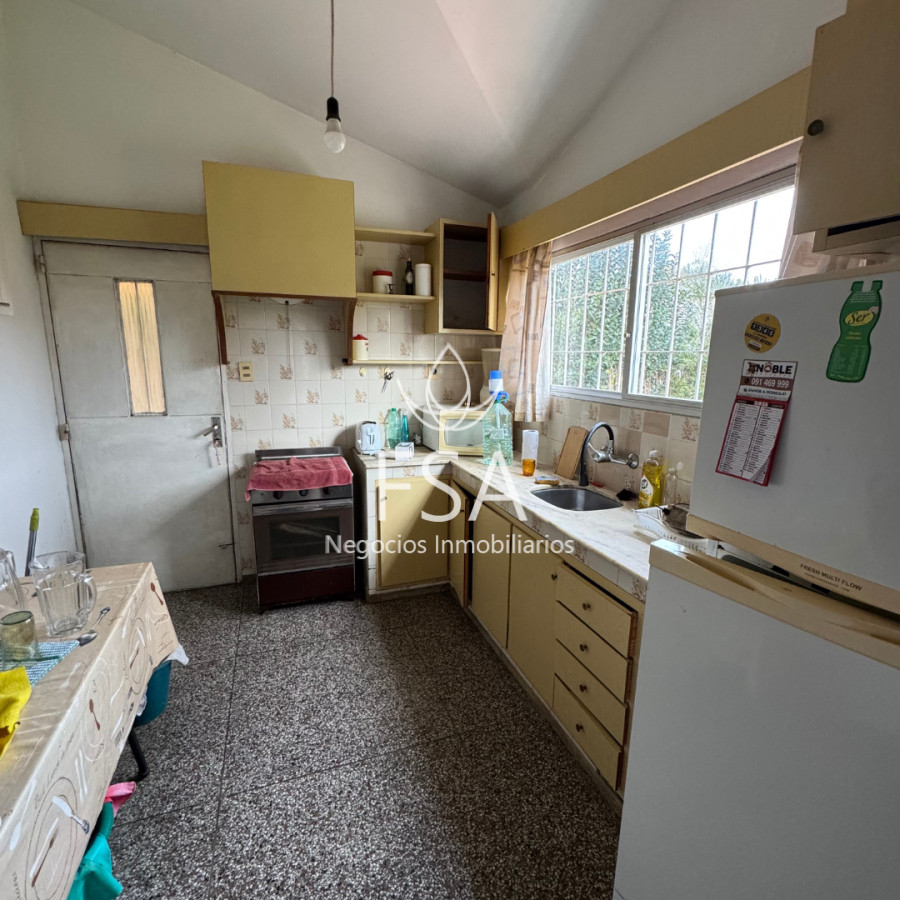 Casa ID.294 - Venta Casa 2 Dormitorios Garage Parrillero Jardín Amueblada Pinares de Atlántida Canelones G
