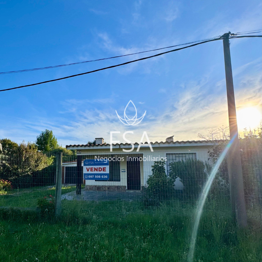 Casa ID.239 - Venta Casa 3 Dormitorios Barbacoa Garage Las Toscas Canelones G