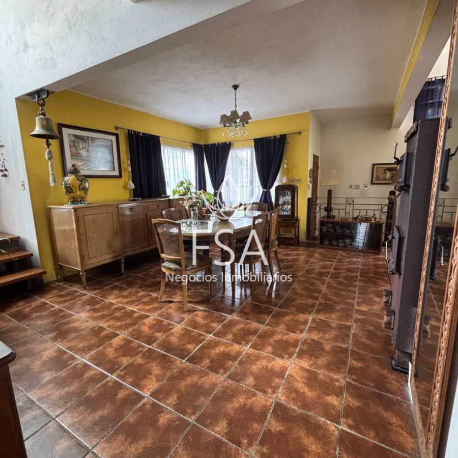 Casa ID.345 - Venta Casa 3 Dormitorios Piscina Climatizada Garaje Lagomar Norte Ciudad de la Costa Canelones F