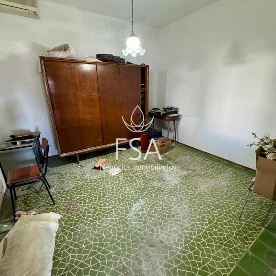 Casa ID.378 - Venta Casa 2 Dormitorios Garage Fondo Parrillero Brazo Oriental Montevideo G