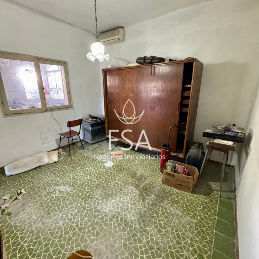 Casa ID.378 - Venta Casa 2 Dormitorios Garage Fondo Parrillero Brazo Oriental Montevideo G