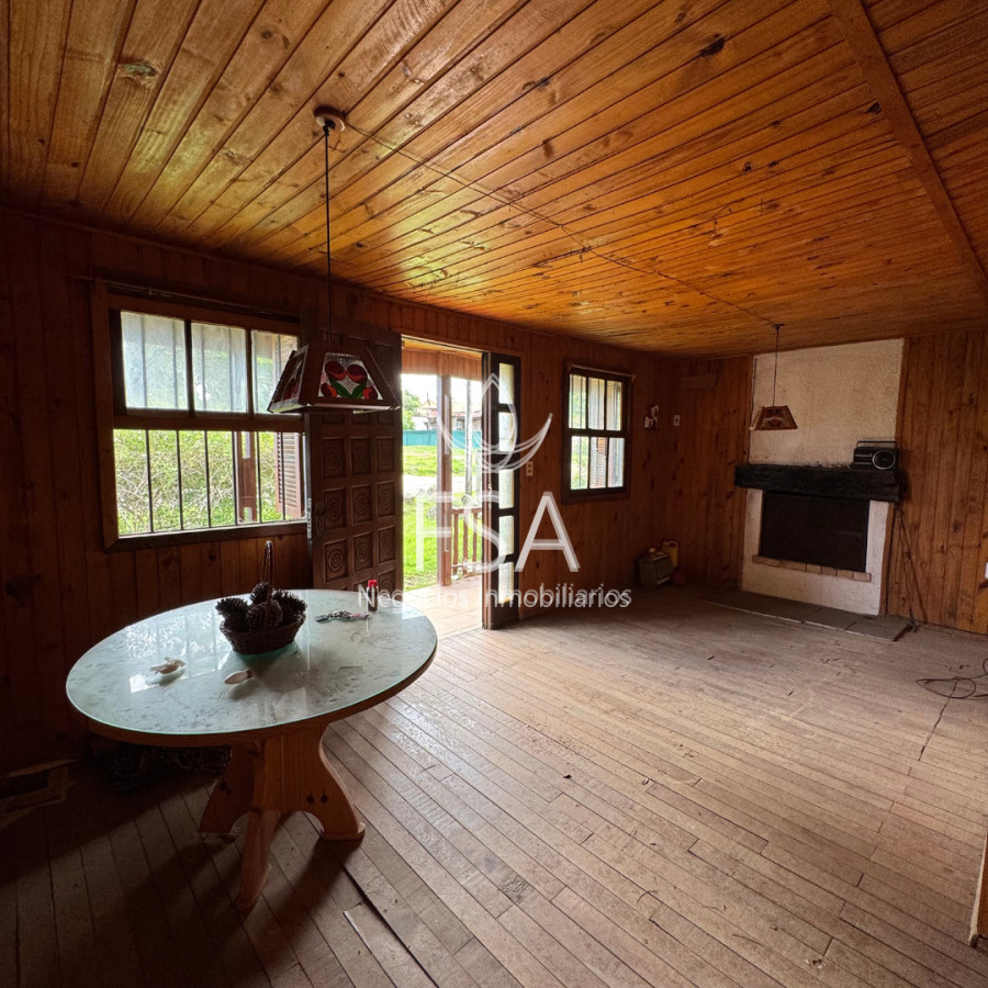 Casa ID.267 - Venta Cabaña 2 Dormitorios, Cochera para 2 autos, Parrillero Playa Hermosa Maldonado G