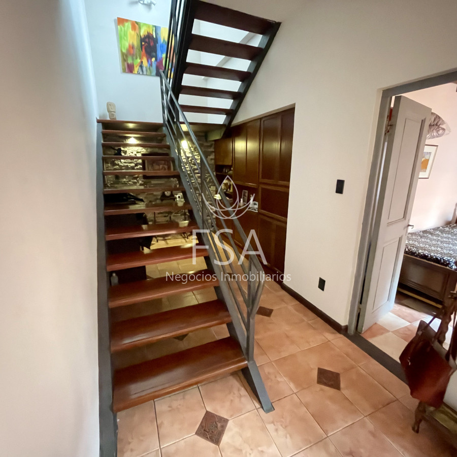 Casa ID.165 - Venta Casa 4 Dormitorios 3 Baños Piscina Parrillero Garaje Parque Batlle Montevideo St