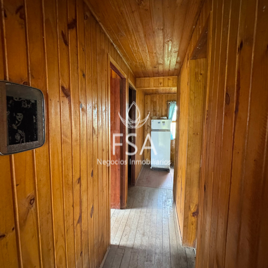 Casa ID.267 - Venta Cabaña 2 Dormitorios, Cochera para 2 autos, Parrillero Playa Hermosa Maldonado G