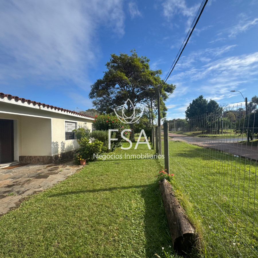 Casa ID.239 - Venta Casa 3 Dormitorios Barbacoa Garage Las Toscas Canelones G