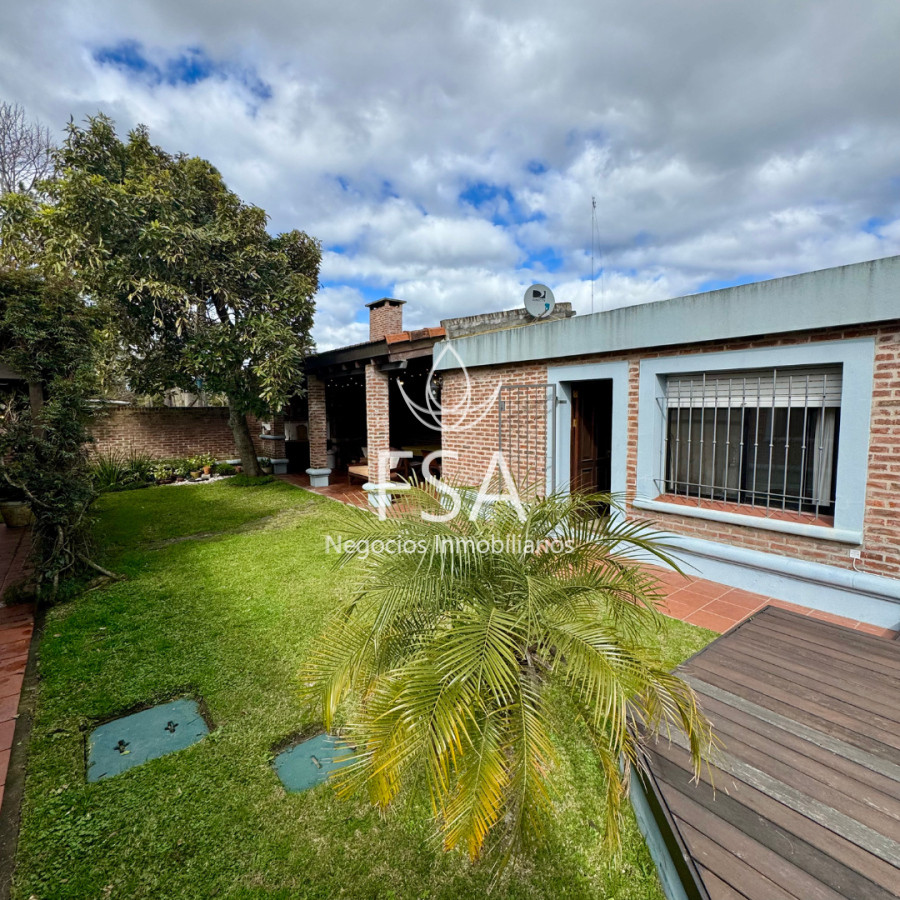 Casa ID.348 - Venta Casa + Apto 3 Dormitorios Barbacoa Piscina Villa Argentina Canelones G