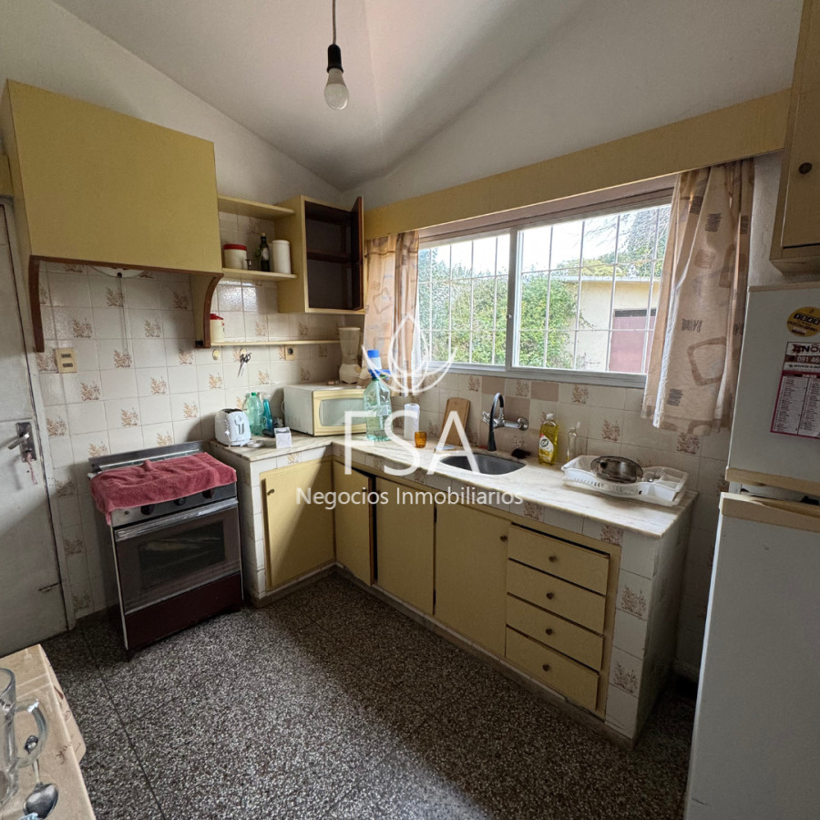 Casa ID.294 - Venta Casa 2 Dormitorios Garage Parrillero Jardín Amueblada Pinares de Atlántida Canelones G