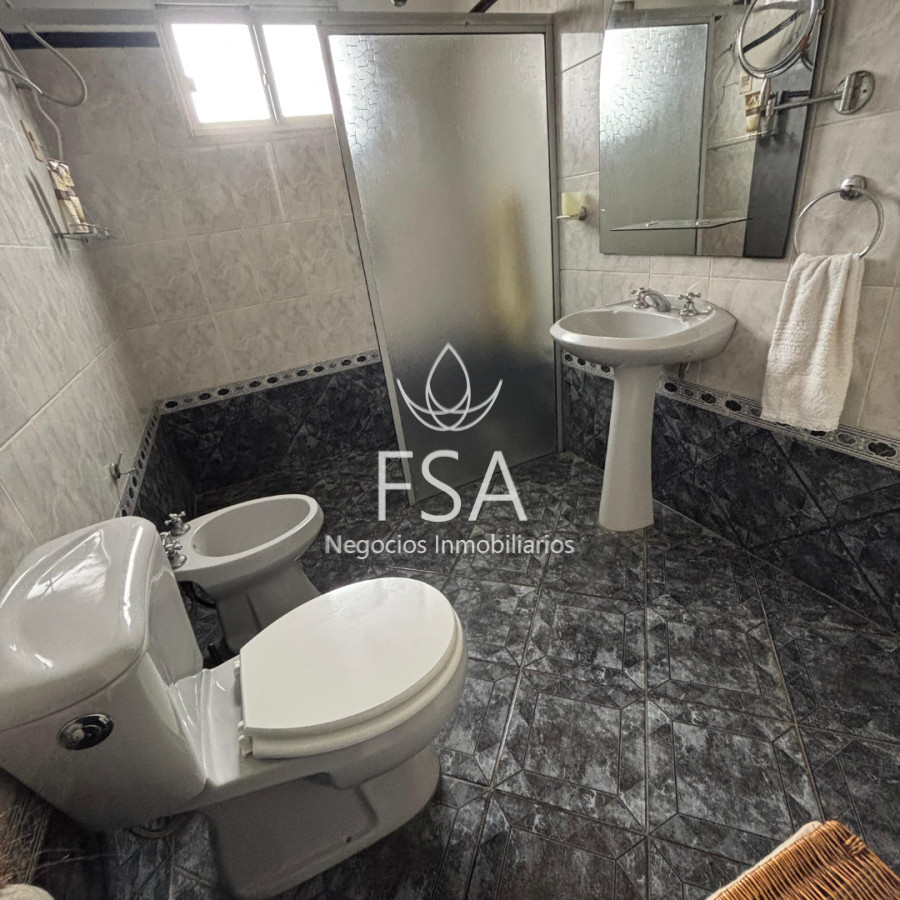 Casa ID.345 - Venta Casa 3 Dormitorios Piscina Climatizada Garaje Lagomar Norte Ciudad de la Costa Canelones F