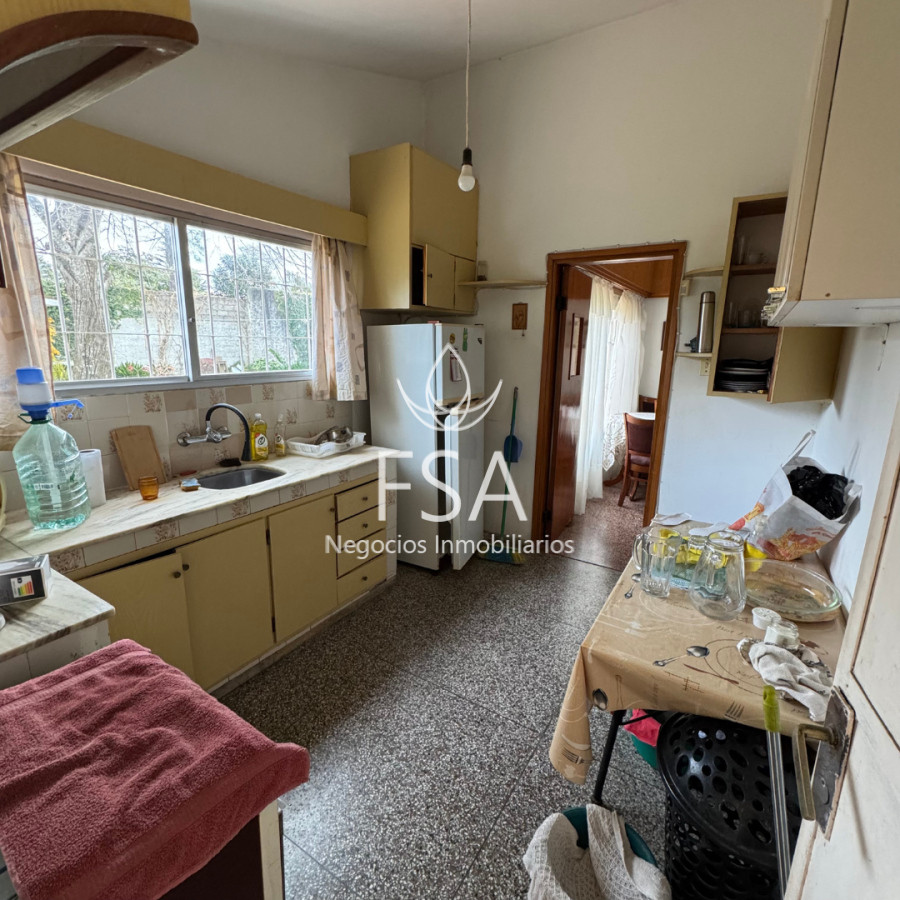 Casa ID.294 - Venta Casa 2 Dormitorios Garage Parrillero Jardín Amueblada Pinares de Atlántida Canelones G