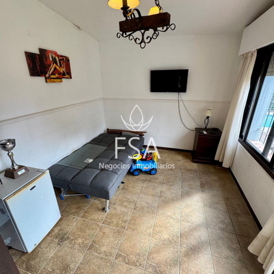 Casa ID.348 - Venta Casa + Apto 3 Dormitorios Barbacoa Piscina Villa Argentina Canelones G