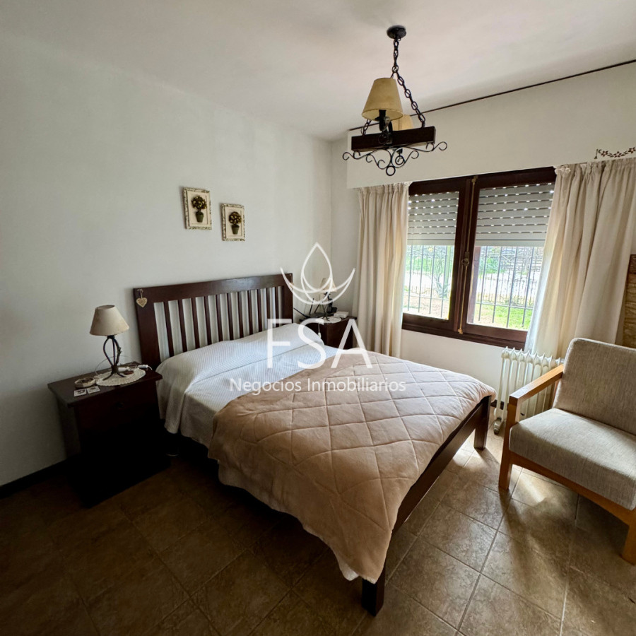 Casa ID.348 - Venta Casa + Apto 3 Dormitorios Barbacoa Piscina Villa Argentina Canelones G