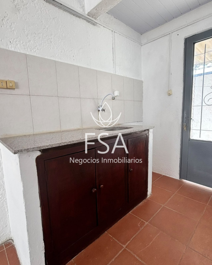 Casa ID.534 - Alquiler Apartamento 1 Dormitorio 1 baño Patio Sobre Interbalnearia Sur El Pinar F