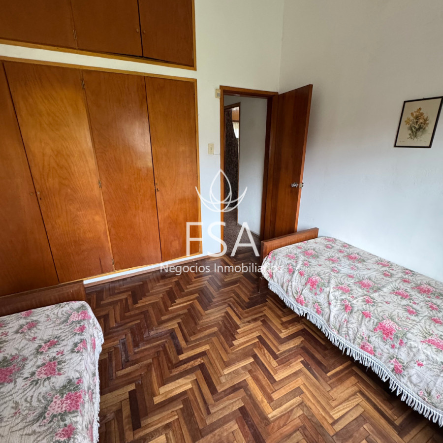 Casa ID.294 - Venta Casa 2 Dormitorios Garage Parrillero Jardín Amueblada Pinares de Atlántida Canelones G