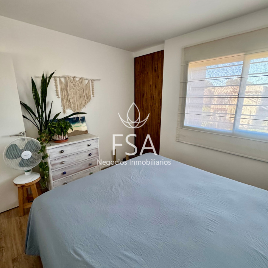 Casa ID.440 - Venta Casa en Complejo Aires 2 Dormitorios Cochera Patio Lagomar Ciudad de la Costa Canelones G