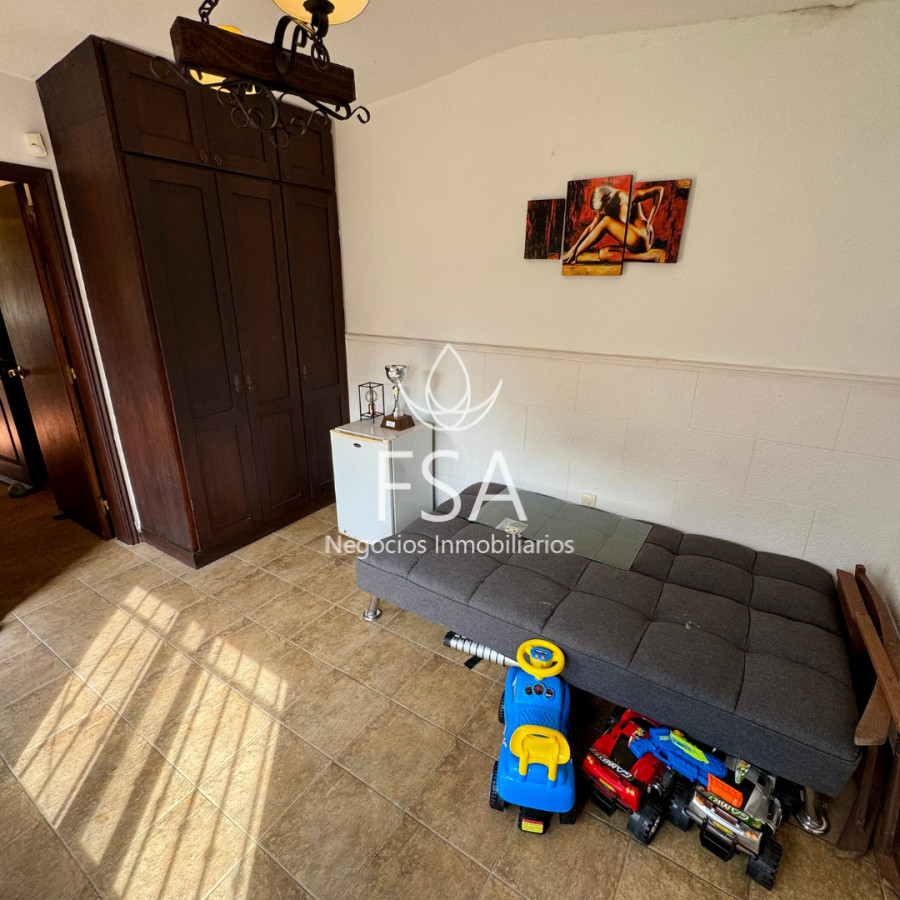 Casa ID.348 - Venta Casa + Apto 3 Dormitorios Barbacoa Piscina Villa Argentina Canelones G