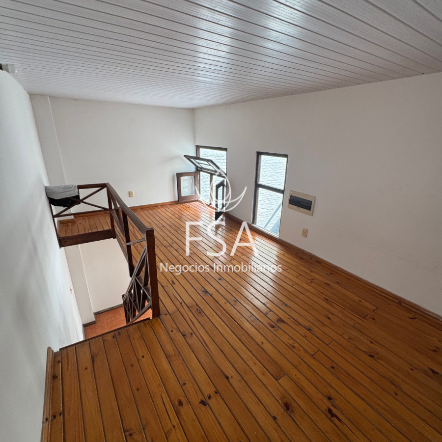 Casa ID.400 - Venta Casa en PH 3+1 Dormitorios Azotea Bella Vista Montevideo E