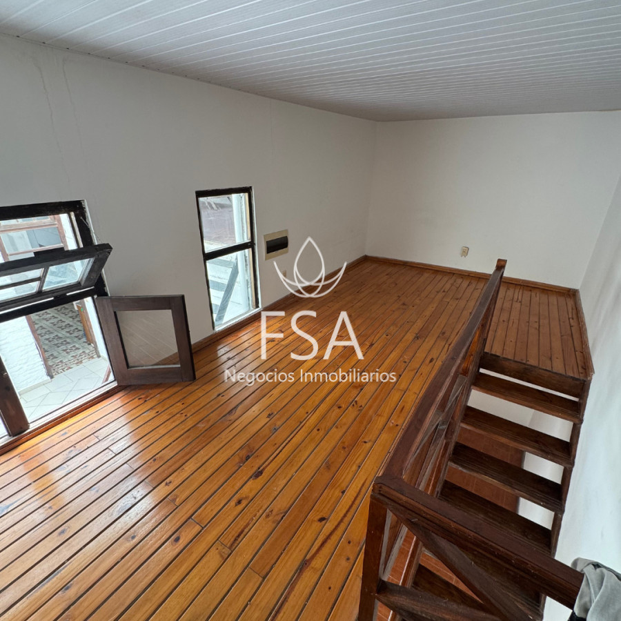 Casa ID.400 - Venta Casa en PH 3+1 Dormitorios Azotea Bella Vista Montevideo E
