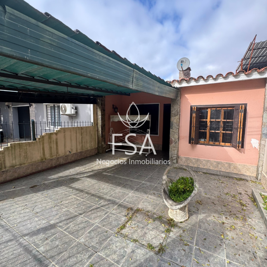 Casa ID.292 - Venta Casa 1 Dormitorio Cochera Parrillero Atlantida G