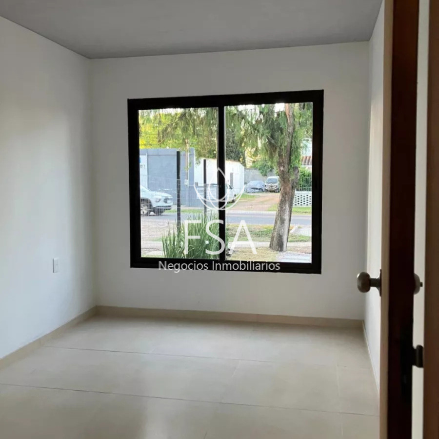 Casa ID.112 - Venta Casa Dúplex 3 Dormitorios 2 Baños Parrillero Shangrila Ciudad de la Costa G