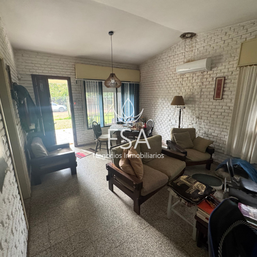 Casa ID.239 - Venta Casa 3 Dormitorios Barbacoa Garage Las Toscas Canelones G