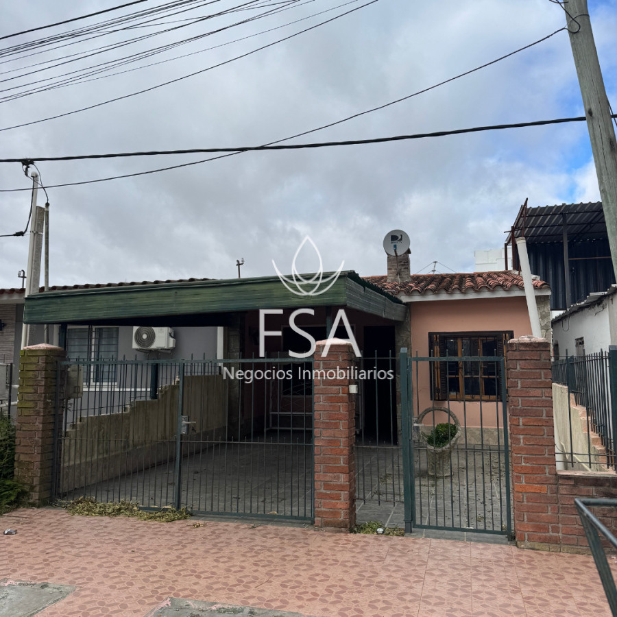 Casa ID.292 - Venta Casa 1 Dormitorio Cochera Parrillero Atlantida G