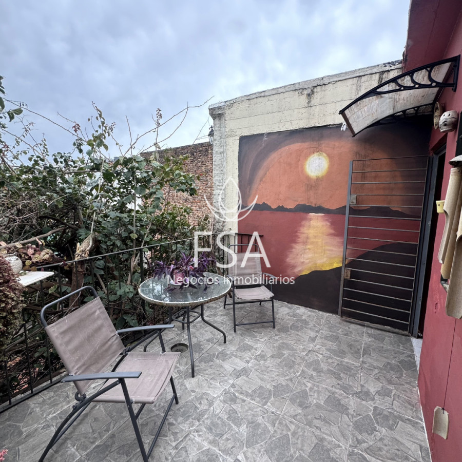 Casa ID.495 - Venta Casa 4 Dormitorios 2 Baños Garaje La Blanqueada Montevideo E