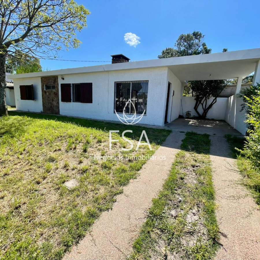Casa ID.384 - Venta Casa 2 Dormitorios Parrillero Cochera Atlantida Canelones St