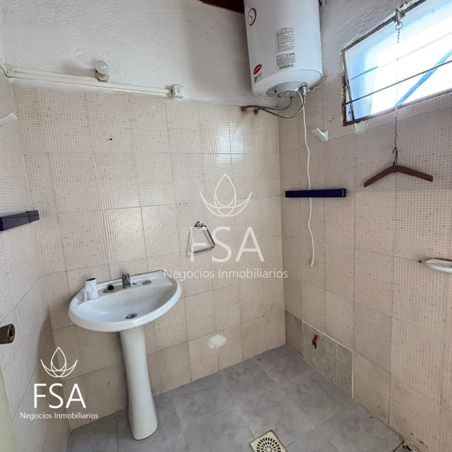 Casa ID.436 - Alquiler Casa en complejo 2 Dormitorios 1 baño Patio Lomas de Solymar Sur F