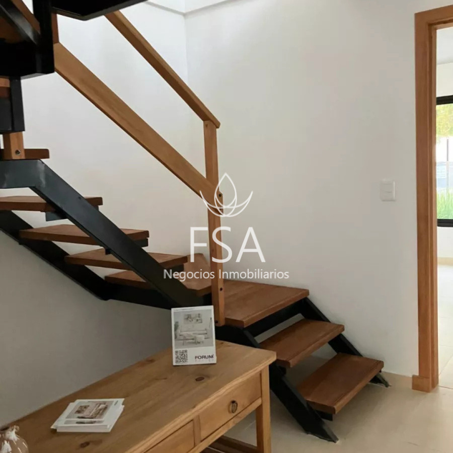 Casa ID.112 - Venta Casa Dúplex 3 Dormitorios 2 Baños Parrillero Shangrila Ciudad de la Costa G