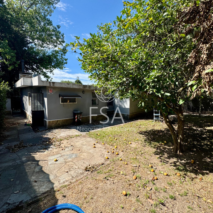 Casa ID.494 - Venta Casa 2 Dormitorios + Monoambiente Con Renta Villa Argentina Parrillero Padrón Unico G