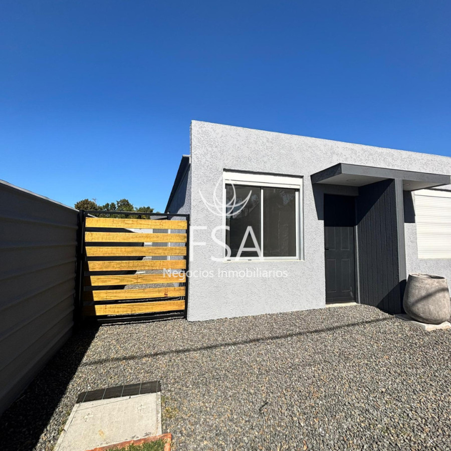 Casa ID.458 - Alquiler Casa PH 1 Dormitorio 1 Baño Patio Parrillero Médanos de Solymar Sur F 