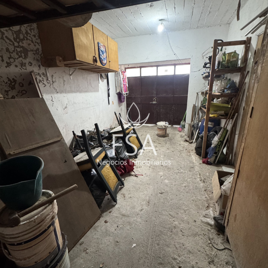 Casa ID.495 - Venta Casa 4 Dormitorios 2 Baños Garaje La Blanqueada Montevideo E