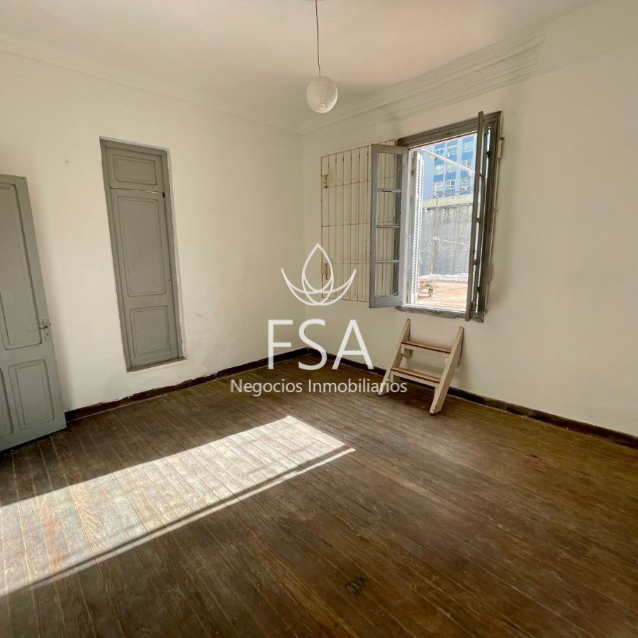 Casa ID.396 - Alquiler Casa 5 Dormitorios Terraza Parrillero Barrio Sur Montevideo St