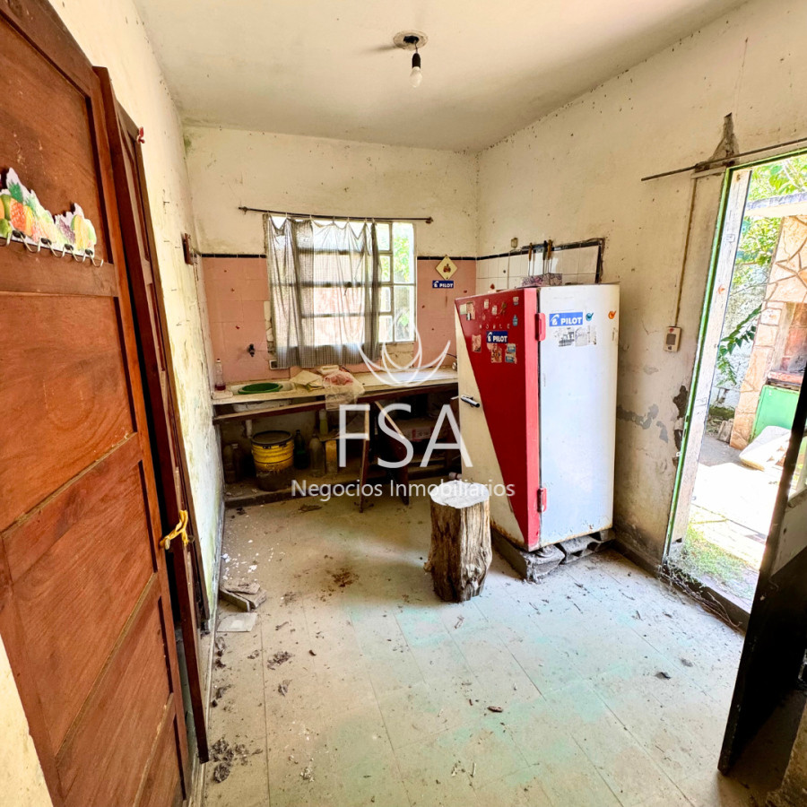 Casa ID.194 - Venta Casa 2 Dormitorios + Monoambiente con Baño para Reciclar Parrillero Las Toscas Sur Canelones G