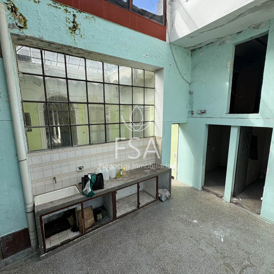 Casa ID.264 - Venta Casa de Altos Barrio Sur Montevideo Ev